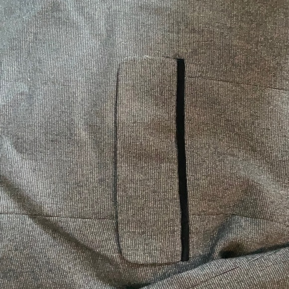 Mens Fall Blazer with velvet collar.  Made by Alfani - Picture 2 of 3